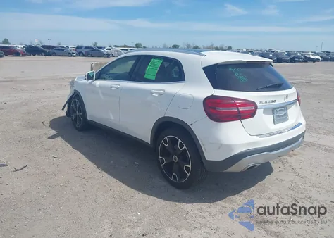 2019 Mercedes-Benz Gla 250 из США, поврежденный, VIN WDCTG4EB8KJ550726